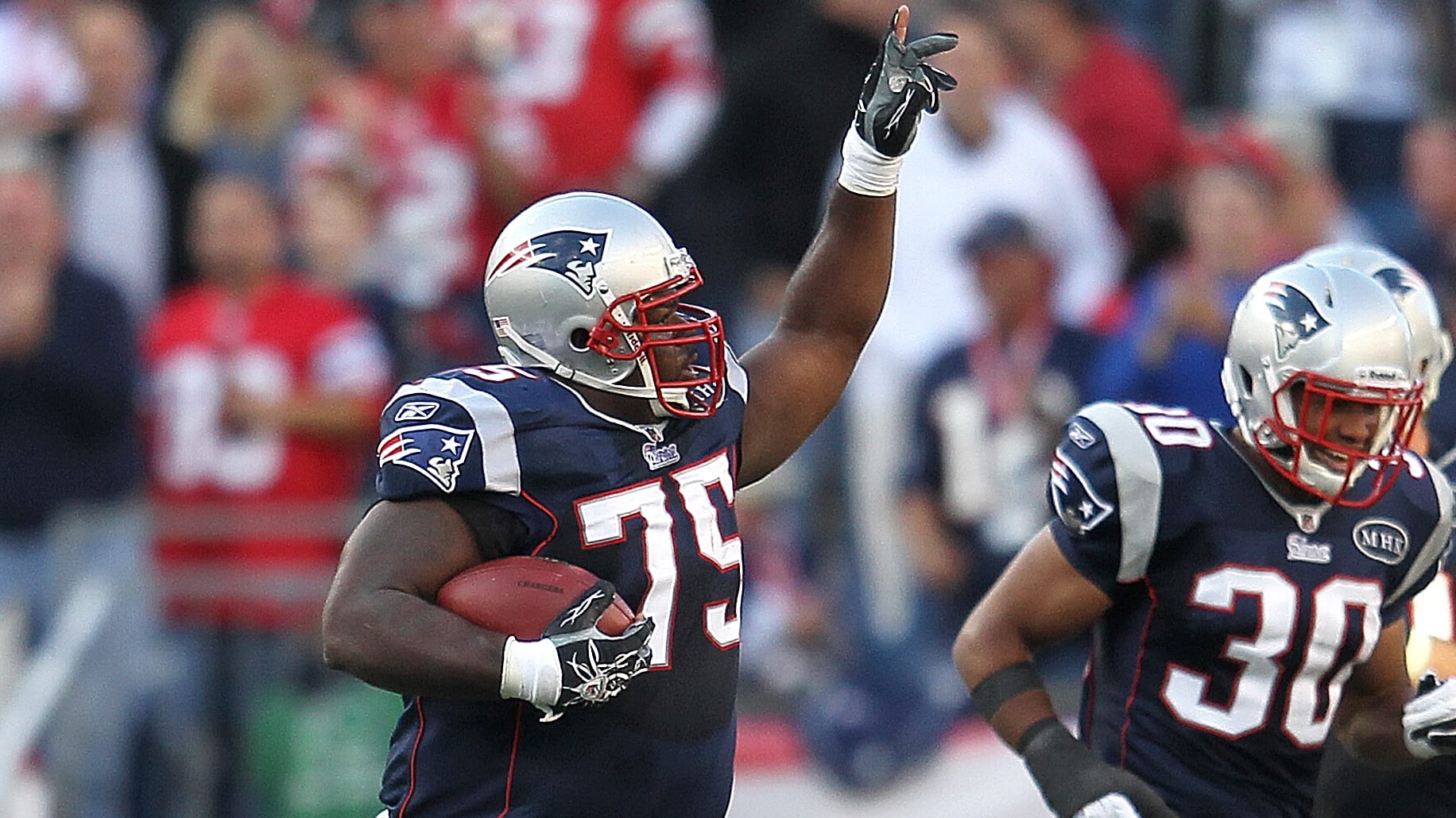 VIDEO: Remembering Vince Wilfork's Insane First Career Interception Against Philip Rivers