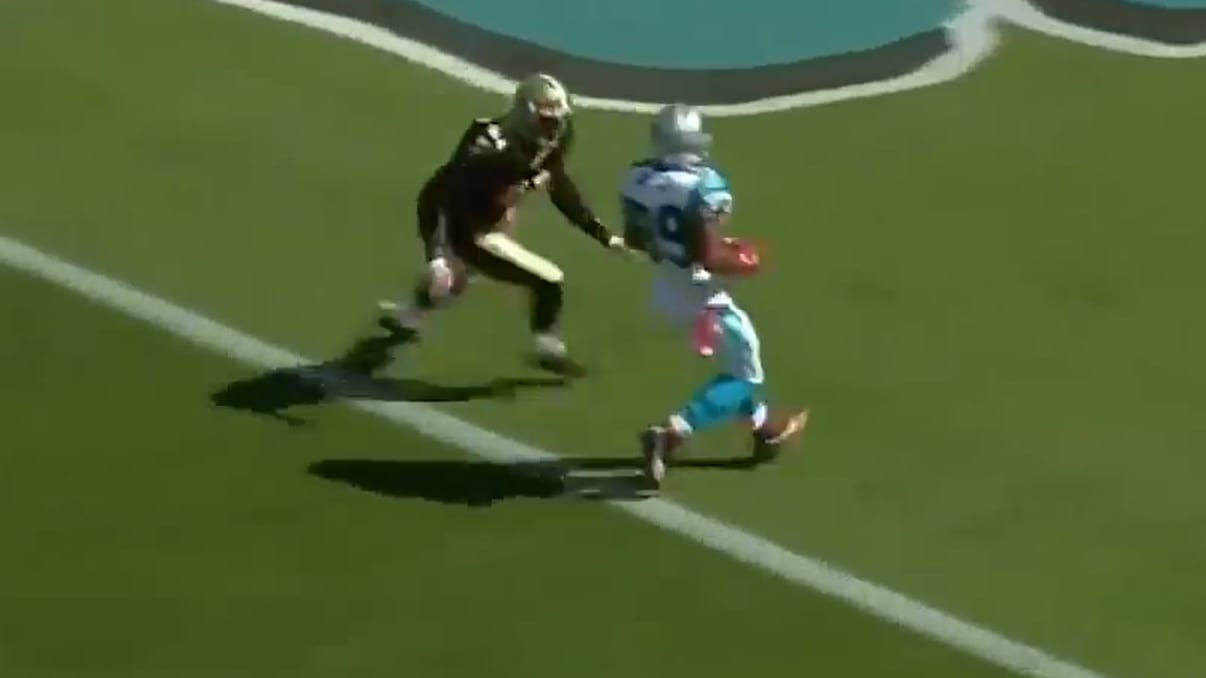 VIDEO: Remembering When Steve Smith Punked Malcolm Jenkins During a Panthers-Saints Brawl
