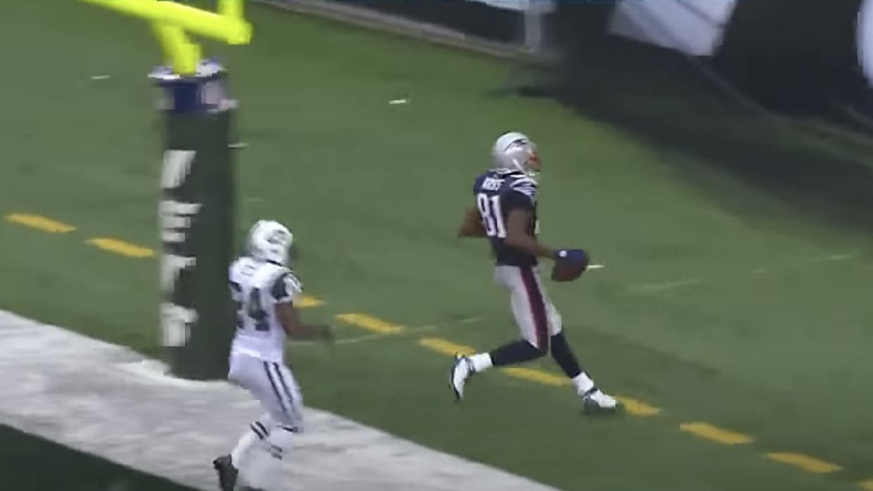 VIDEO: Remembering When Randy Moss Burned Darrelle Revis With an Insane One-Handed TD Catch
