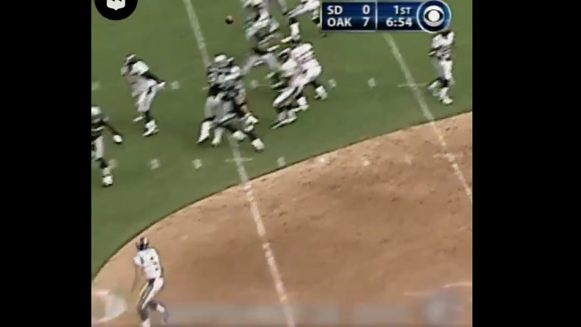 VIDEO: Remembering When LaDainian Tomlinson Threw a TD Pass to Drew Brees