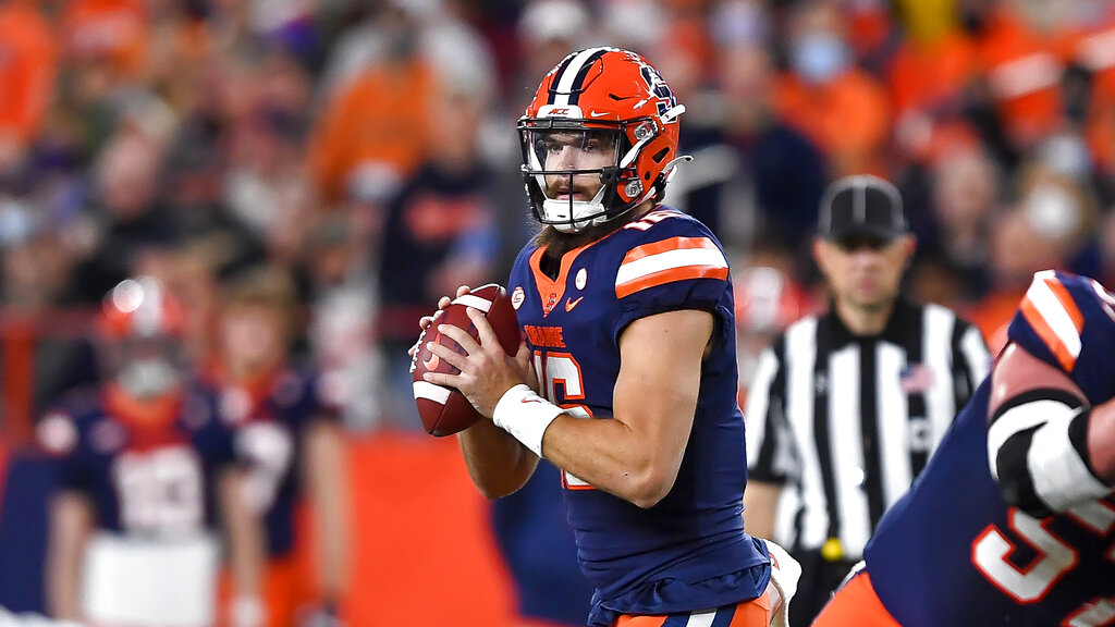 Syracuse vs UConn Prediction, Odds, & Betting Trends for College Football Week 2 Game
